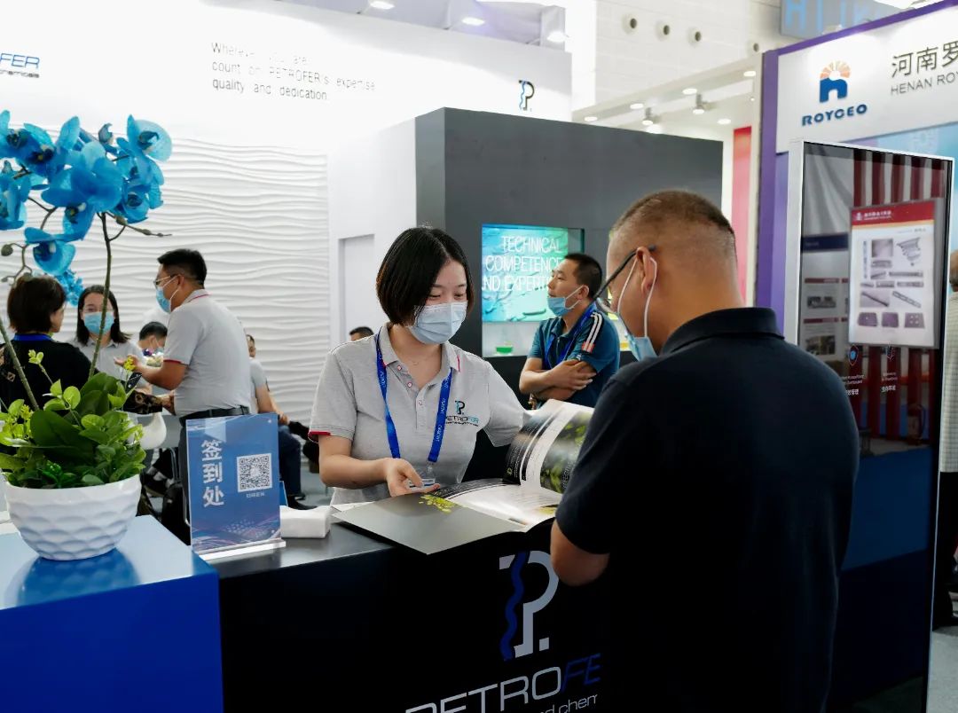 伟德体育 - 综合体育赛事平台|奥体中心相助同伴