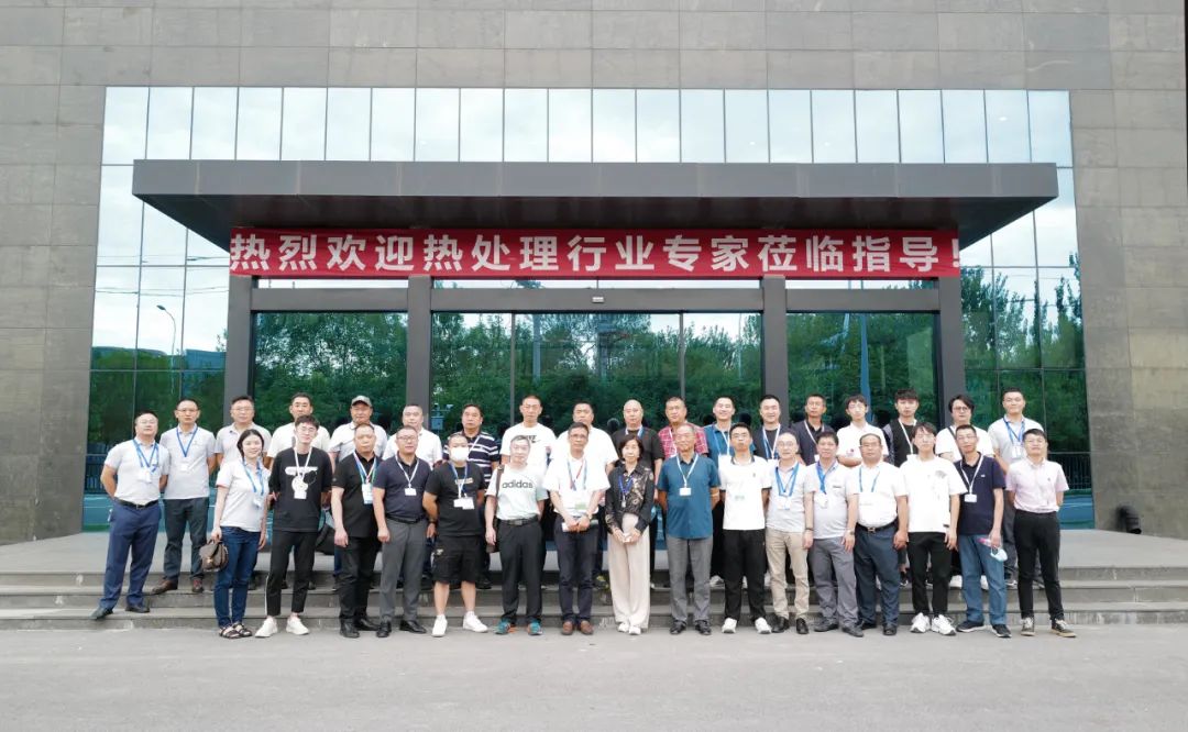 伟德体育 - 综合体育赛事平台|奥体中心相助同伴